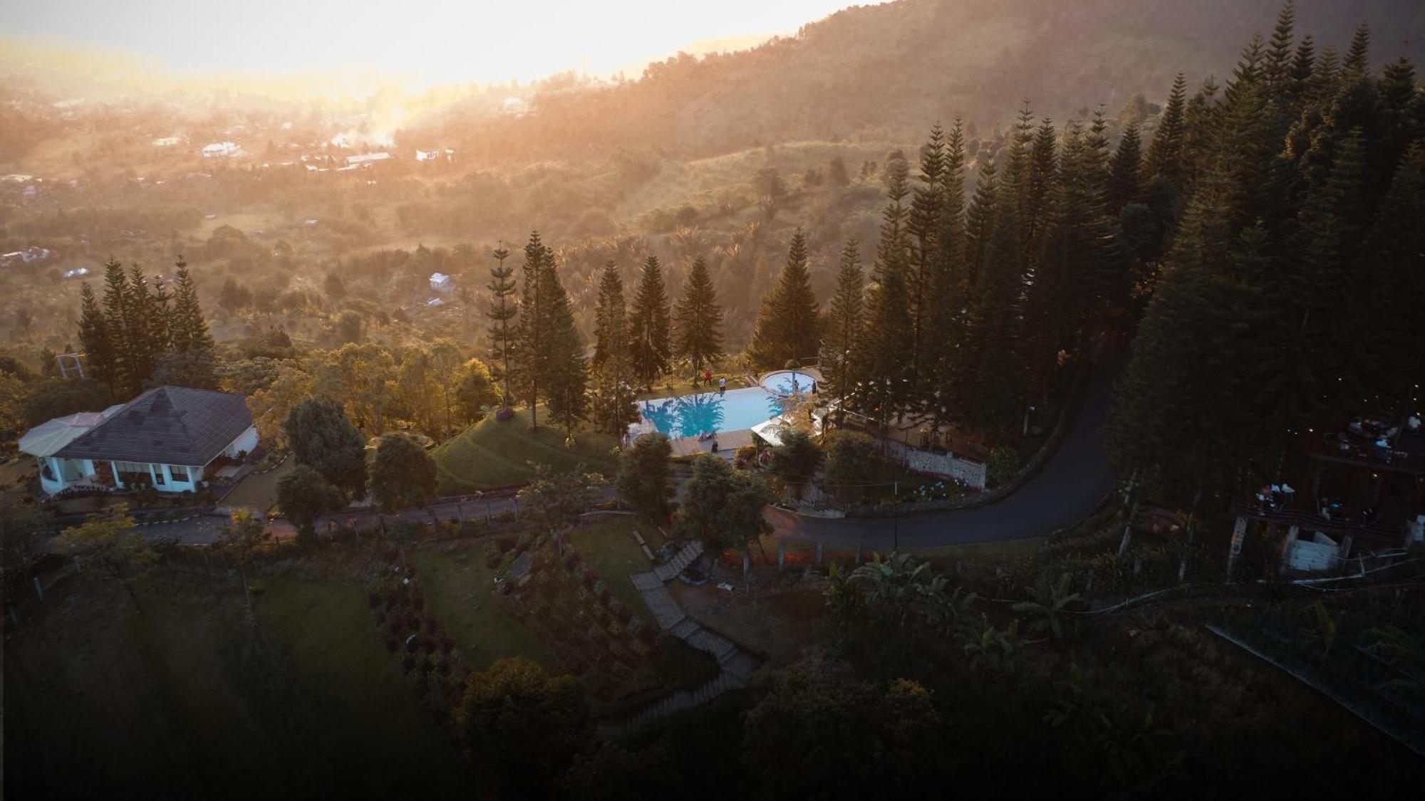 Damar Langit Resort Cisarua Zewnętrze zdjęcie